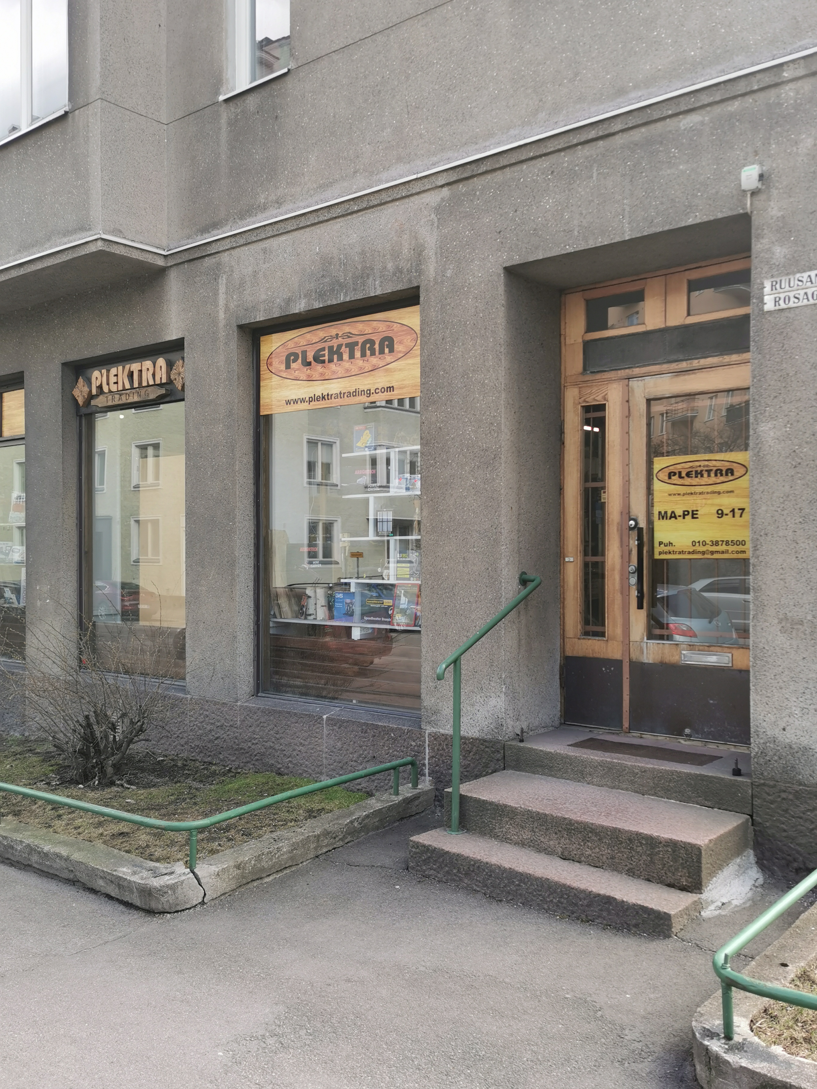 Plektra Trading myymälä