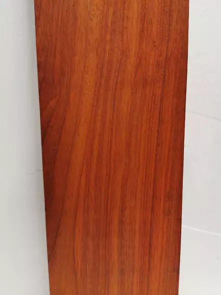 Padauk, sahattu 47x145x500 - Lankut - PUU-PADAUK47140 - 1